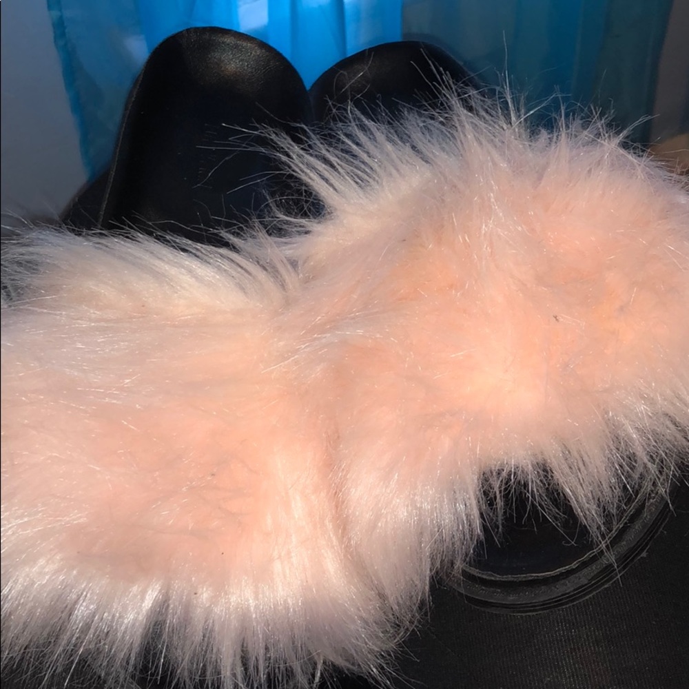 Furry Slides - Picture 6 of 8
